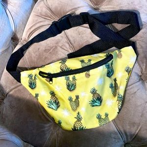 PINEAPPLE FANNY PACK